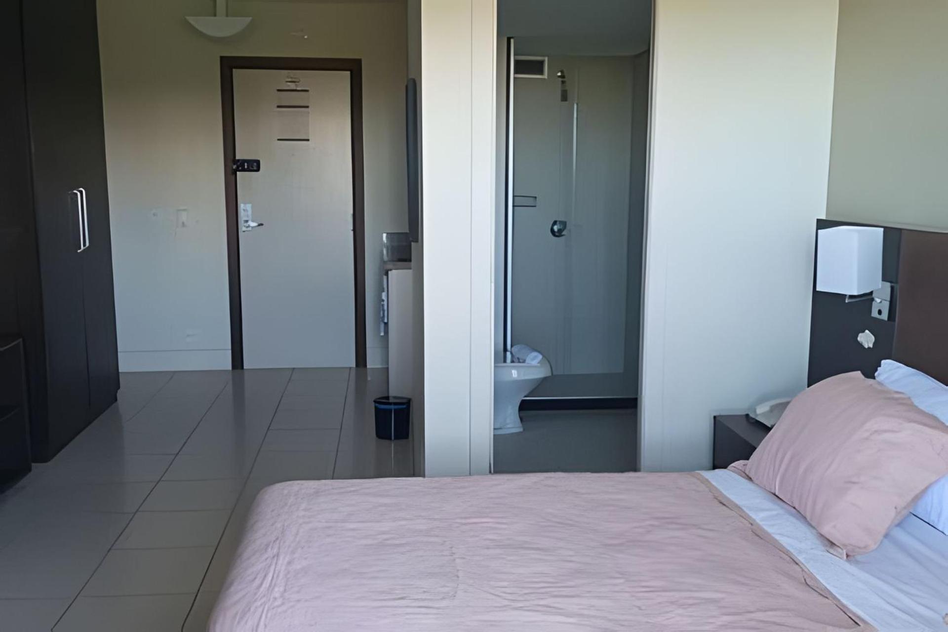 Pe Na Areia, Vista, Internet E Ar